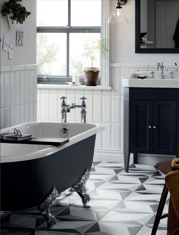 Heritage Essex Cast Iron Bath